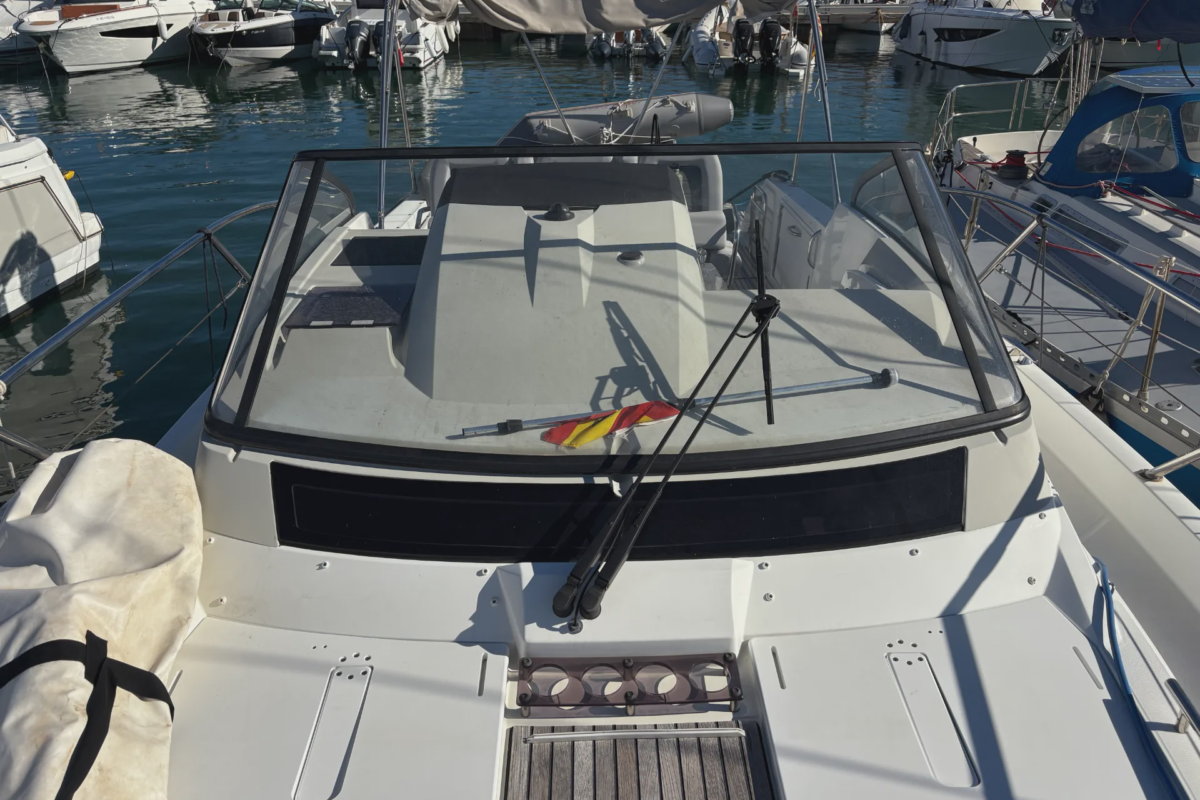 Cap Camarat 10.5 WA - vignette 4