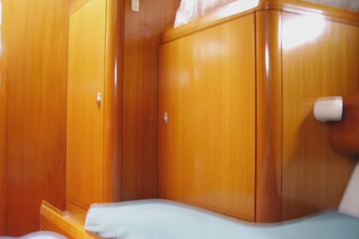 JeanneaU Sun Odyssey 47 - vignette 15