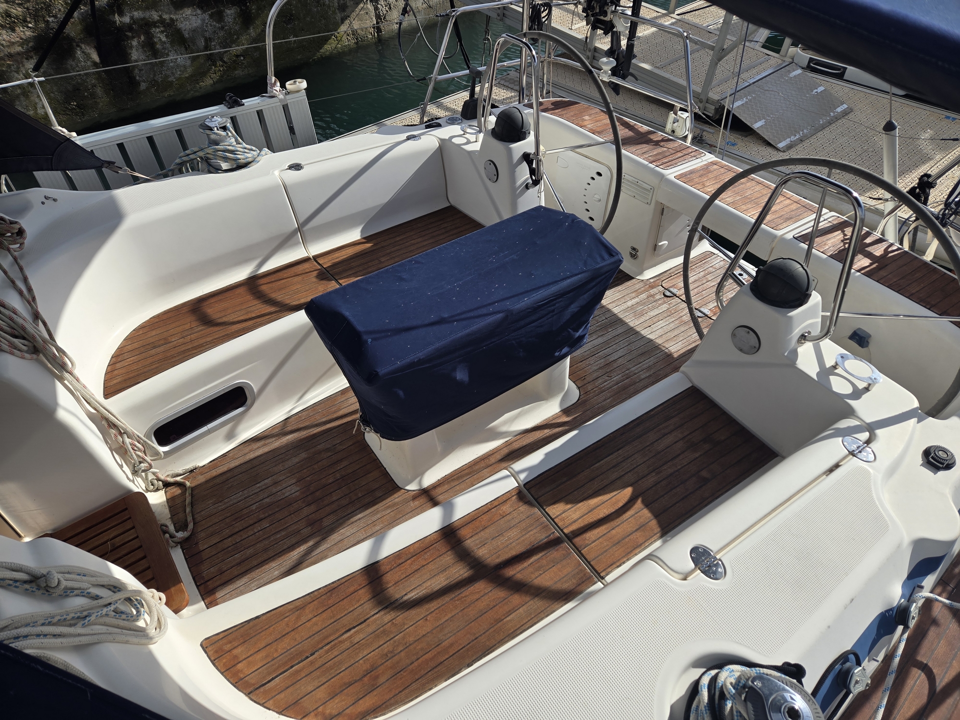 BAVARIA 42 CRUISER - vignette 21