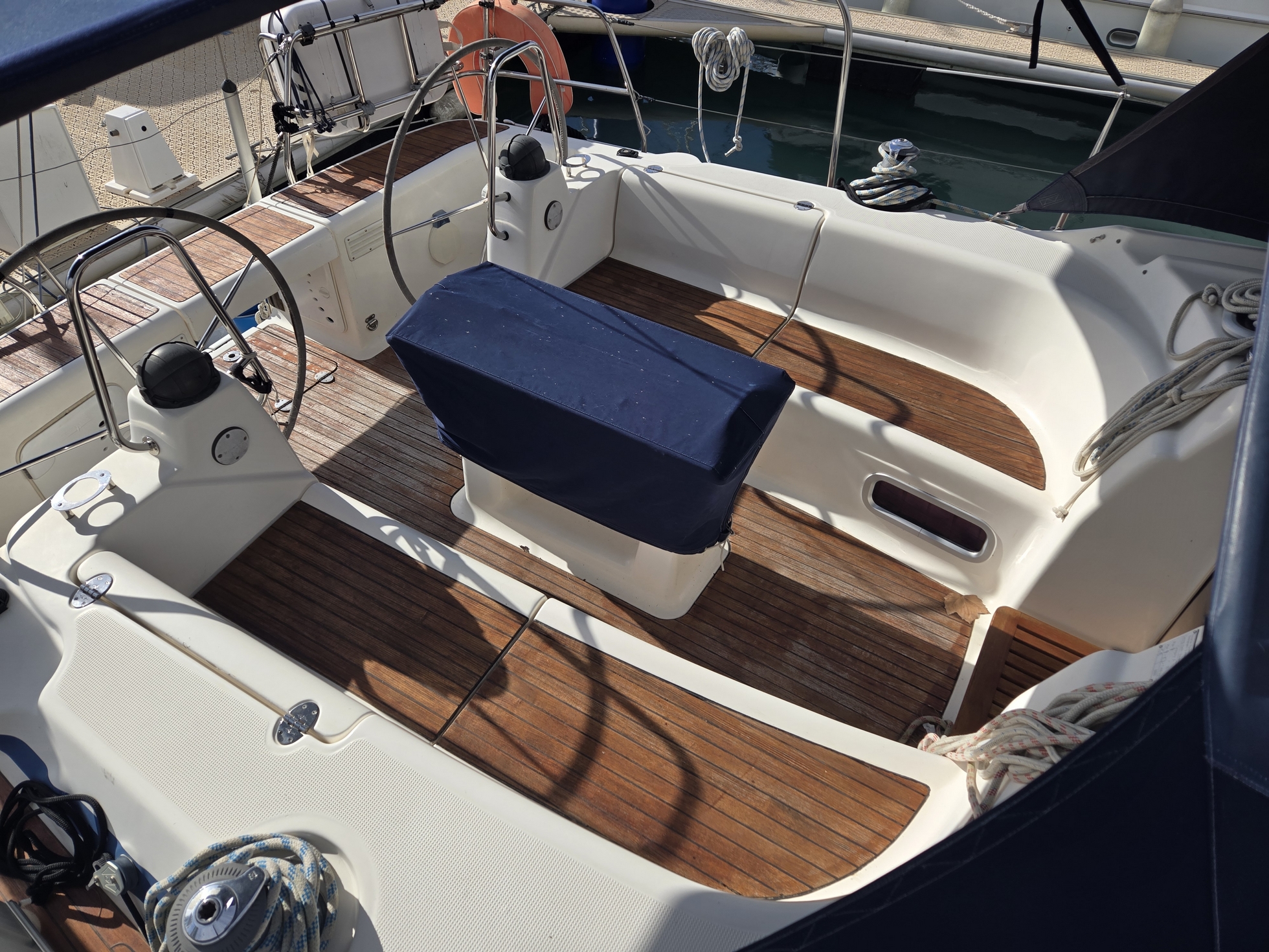 BAVARIA 42 CRUISER - vignette 22